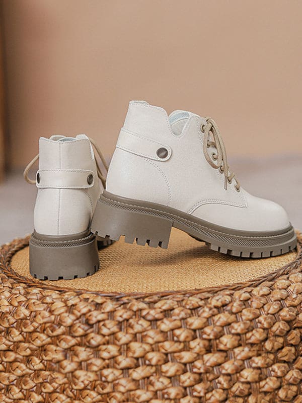 Jennifer | Lace-Up Combat Boots with Round Toe and Platform Sole