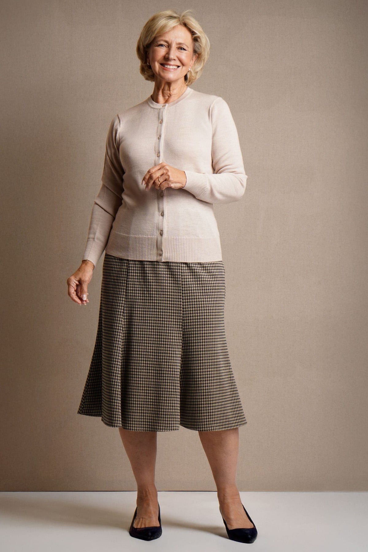 Lily | Round Neck Button Front Knit Cardigan with Ribbed Cuffs