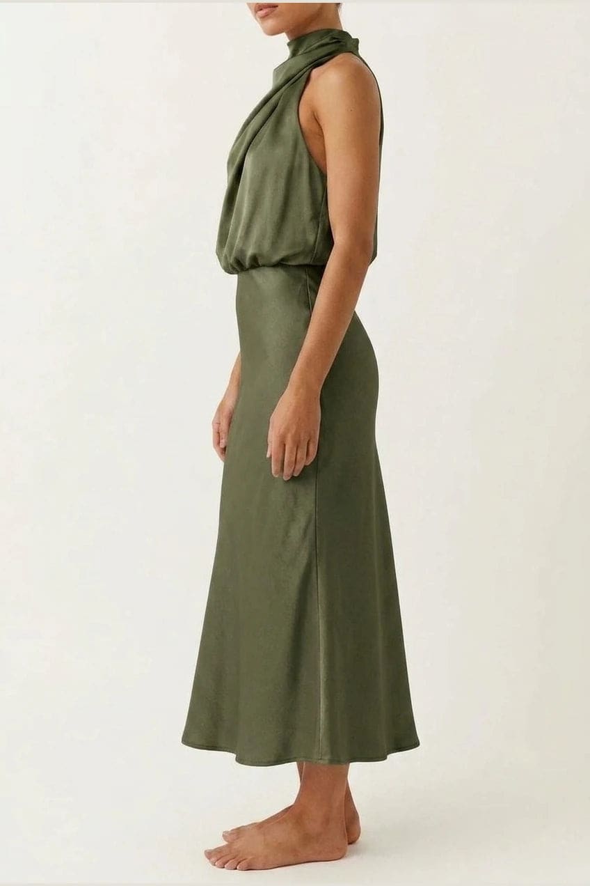 Sleeveless midi dress with a high draped neckline, blouson bodice and a bias cut skirt falling to the ankle._5