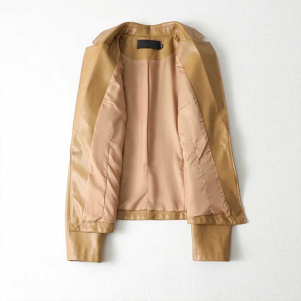A tailored blazer with notched lapels, long sleeves, a single button closure, and front welt pockets shown on a hanger._2
